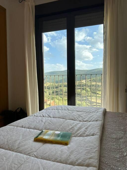 De La Nieve Y De Montana Villa Valdelinares  Ngoại thất bức ảnh